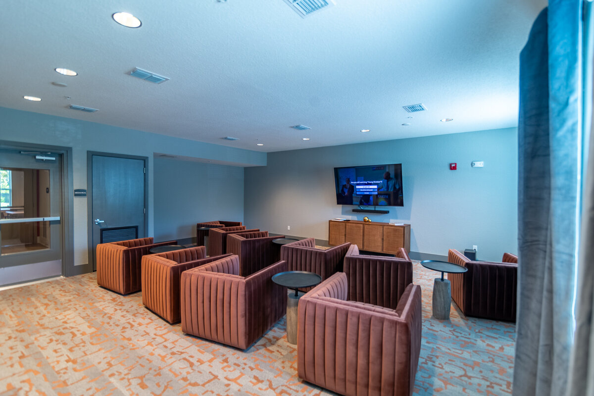 042324ROCHESTERPARK-123