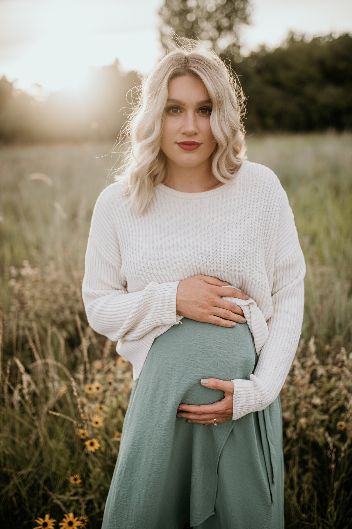 Maternity session in Sioux Falls, South Dakota.