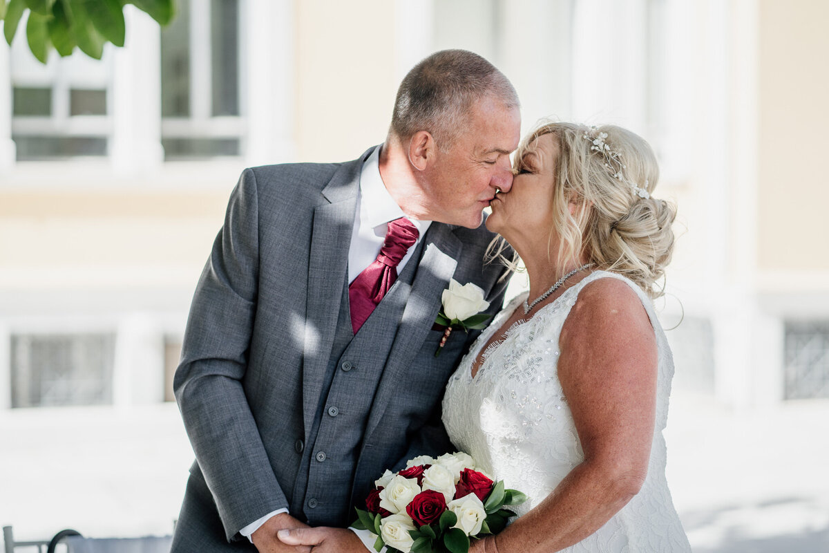 20-09-28 - Carol & Brian FB-23