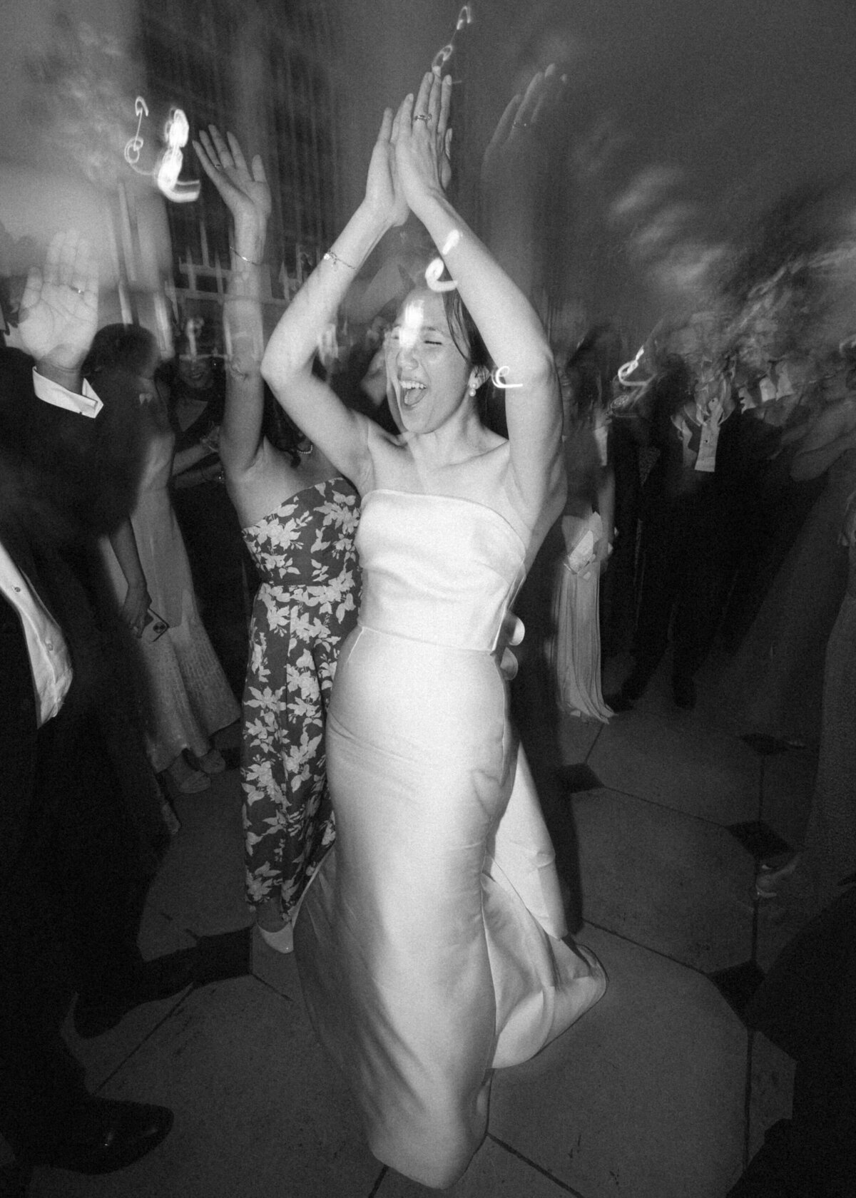 Anna-Vish-Wedding-Kew-Gardens-Chloe-Lowe-Photography-742