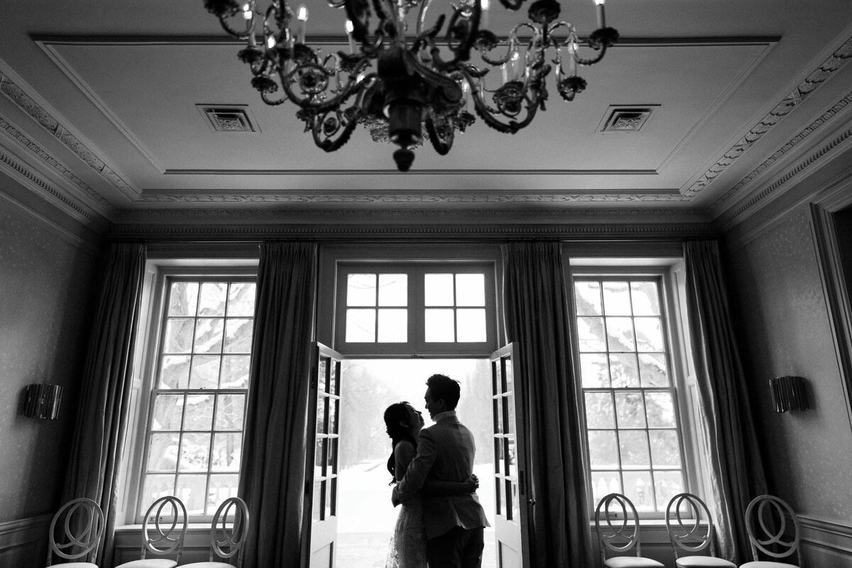 E5-Engagement-Photoshoot-Graidon-Hall-Manor-Christie-and-Eric-2025-02-10-2500px-1022