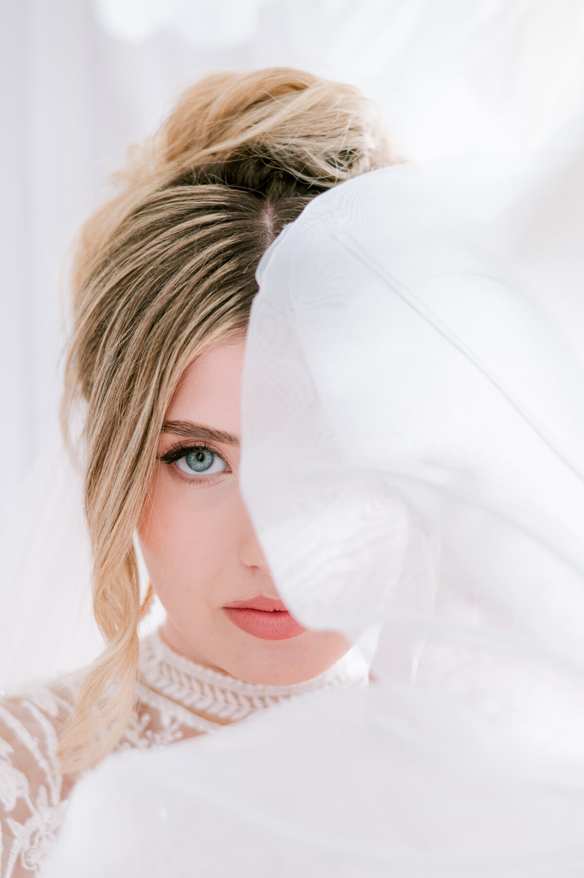 0179 Luxury Floral Wedding Editorial_Strathmere_Canada_Ottawa_Photography by Emma