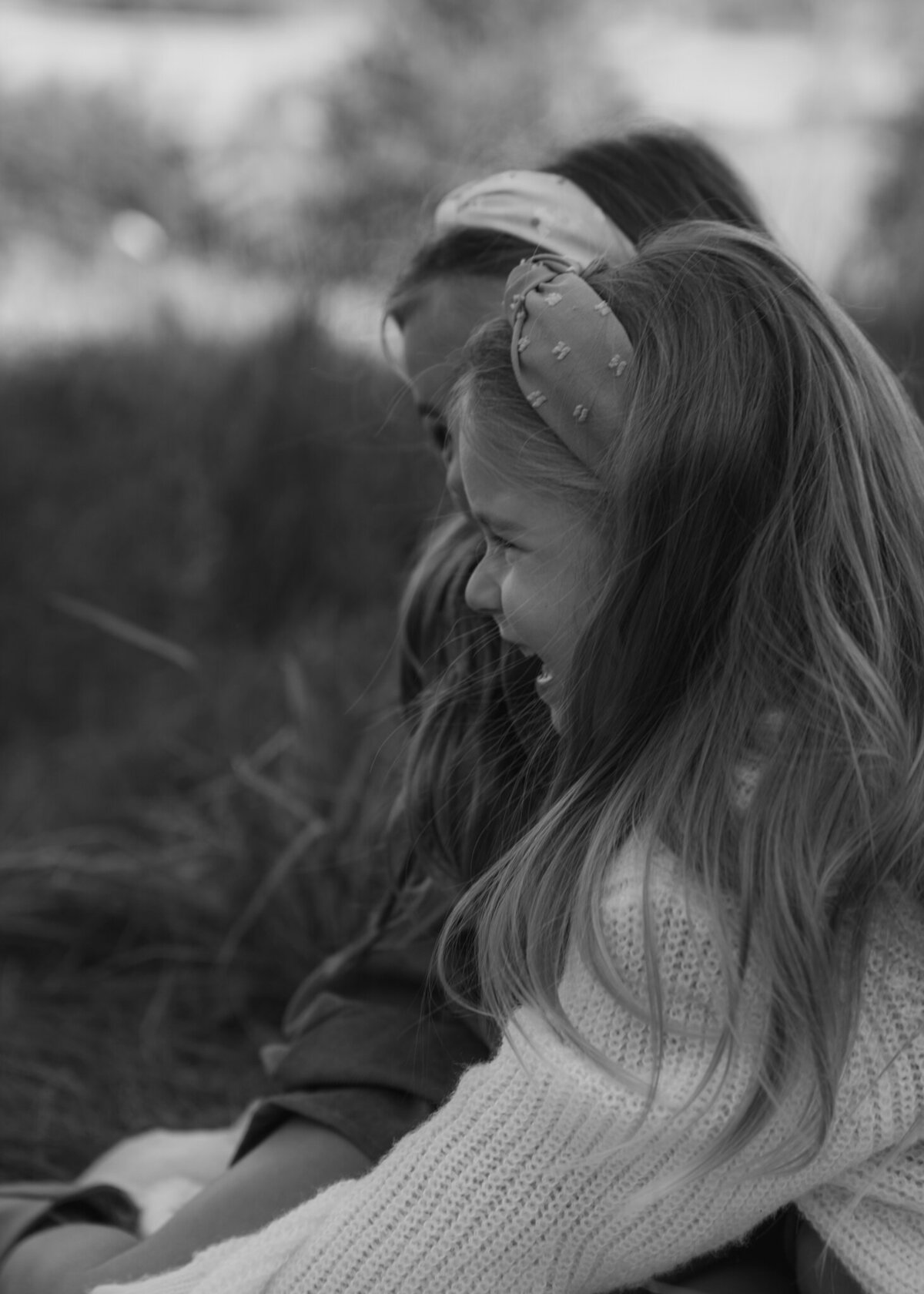 warm-documentary-family-photography-natural-light-storytelling