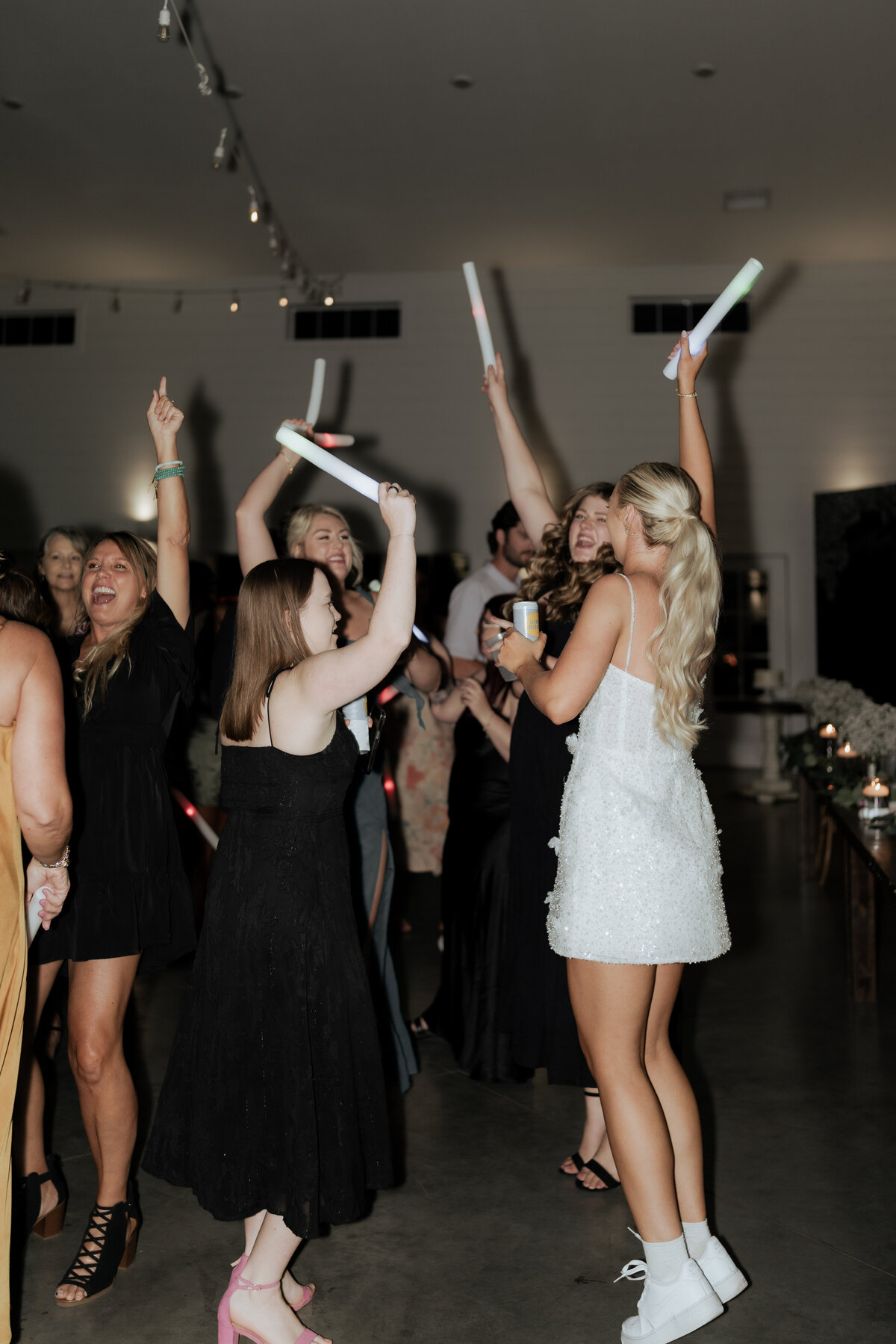 pile-wedding-1114