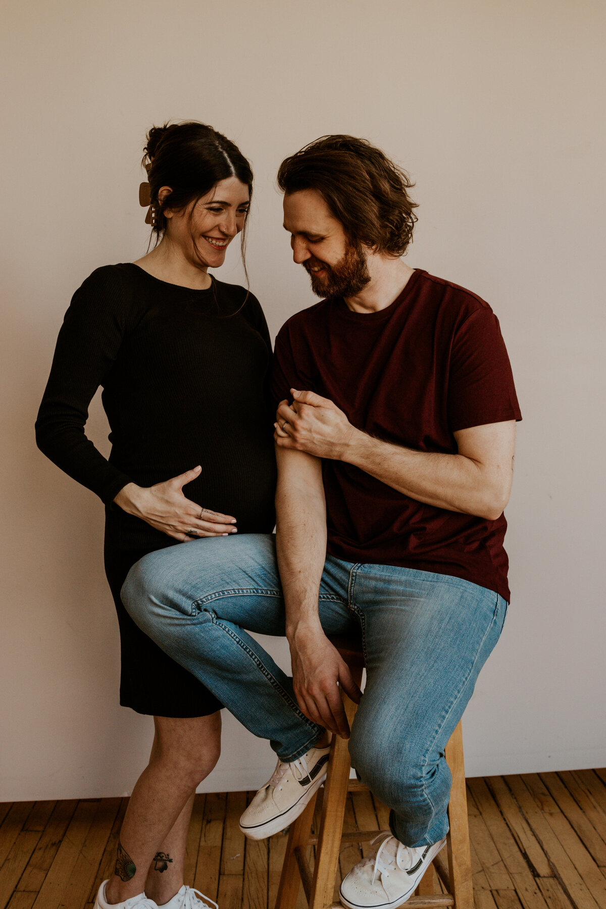 Tess and Zack Maternity_210