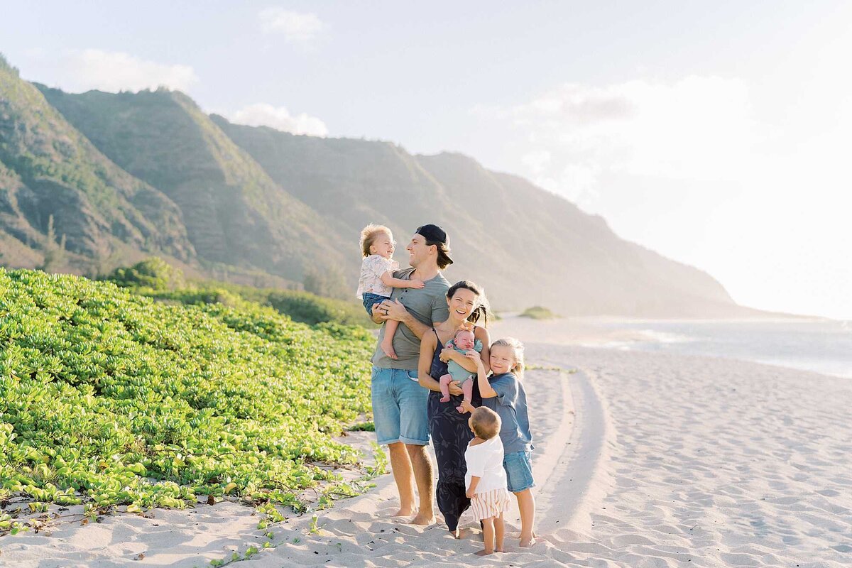 Mokuleia Beach Oahu Hawaii Family Photographer Taphorn Family-94