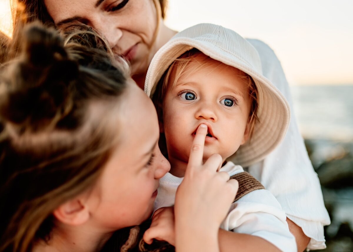 Chasing Creative Family Portraits 2024-47