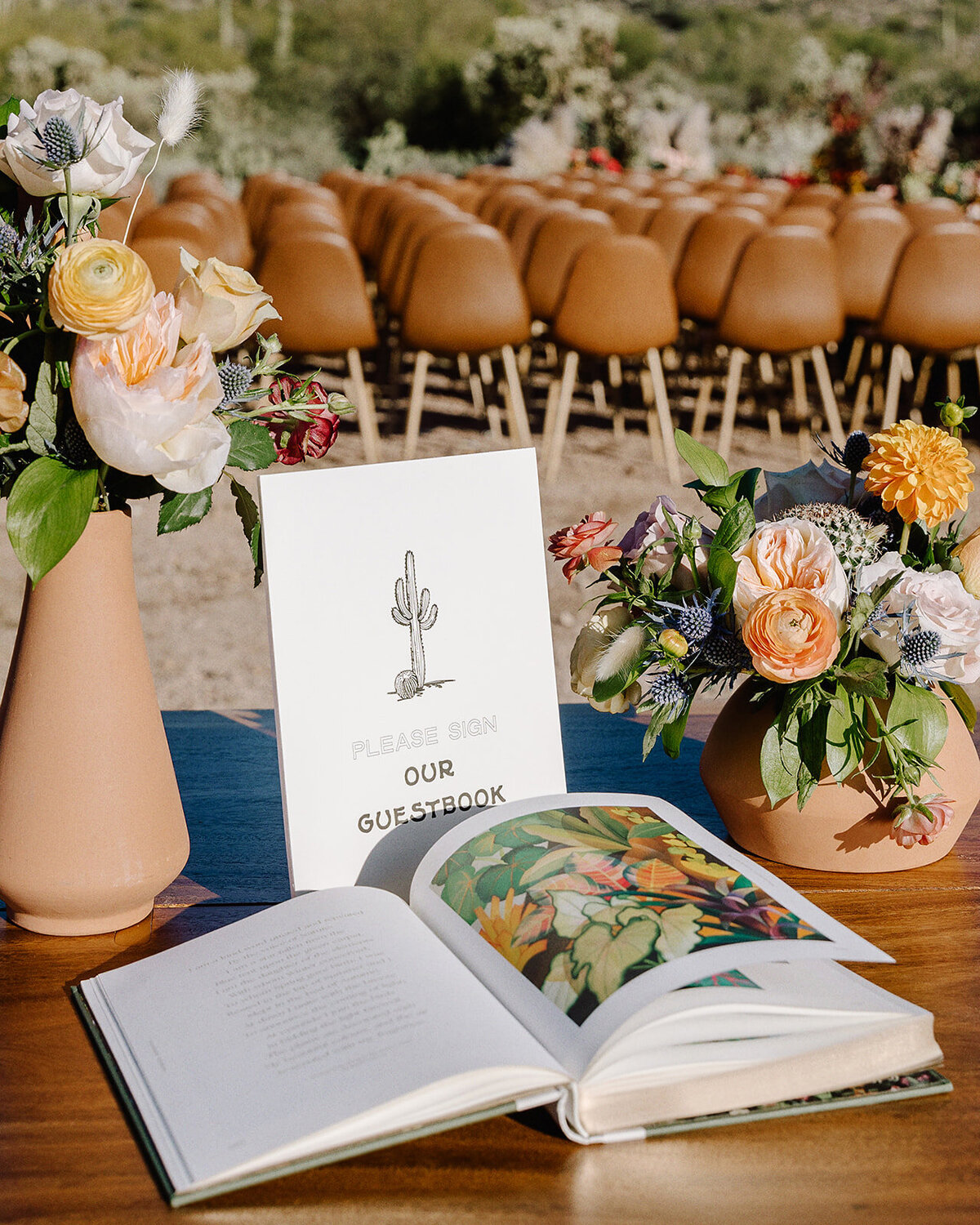 arizona-desert-wedding-cactus-guestbook