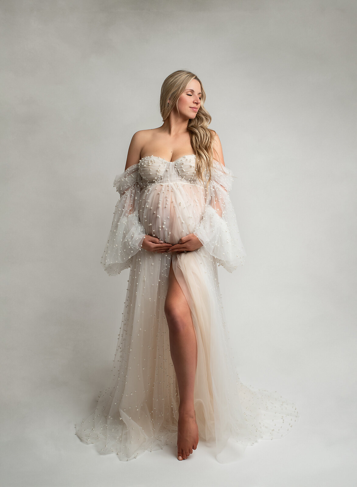 pearl maternity dress in Menifee photography studio