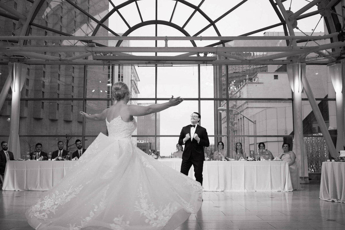 classic-wedding-ballgown-first-dance-3