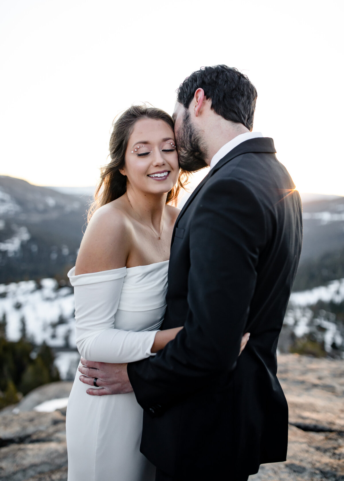 03122022_Kaci+Tyler_DonnerPassCA_AnjaJensenPhotography-11
