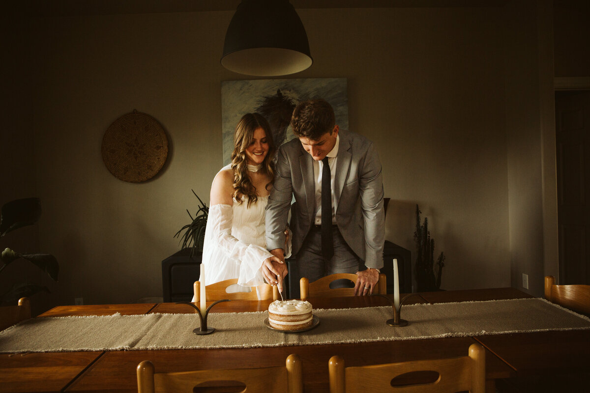 ourayelopement_cake-4