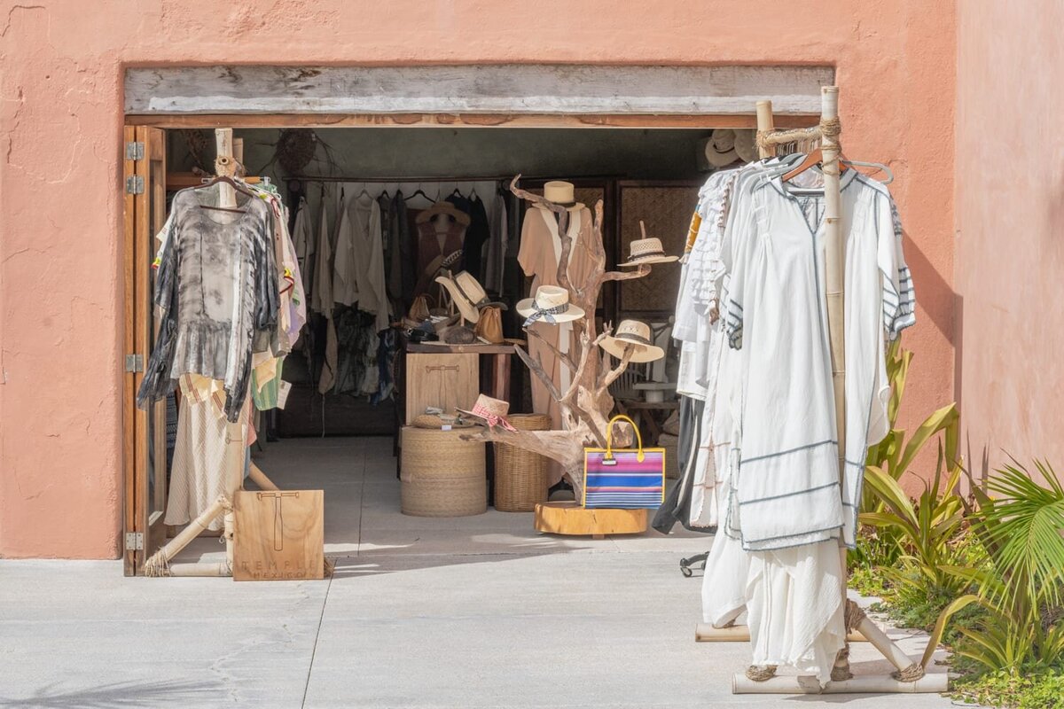 -Careyes-Mexico-Shopping-Temple-9605