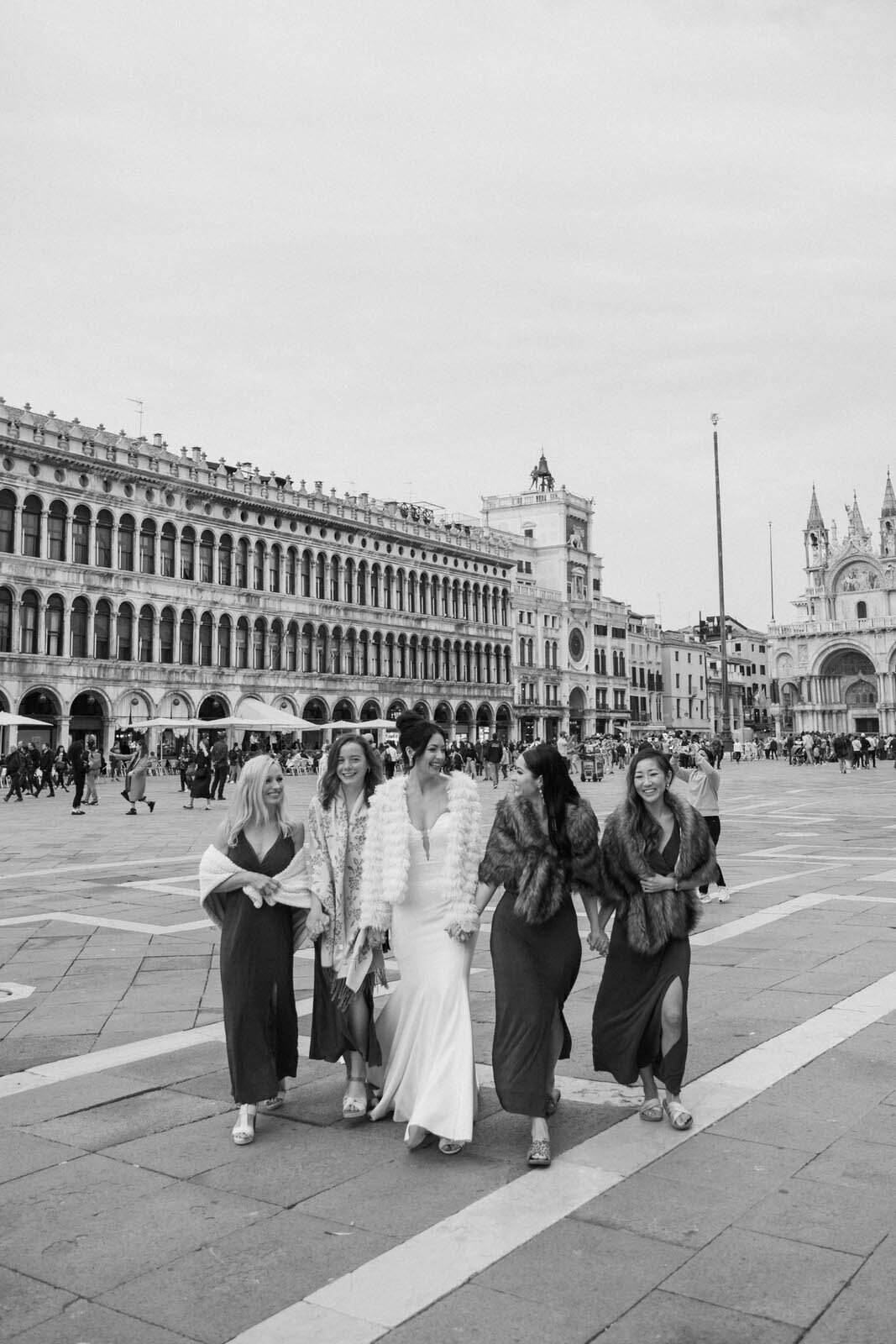 Flora_And_Grace_Editorial_Venice_Analog_Editorial_Wedding_Photographer (1 von 1)-76