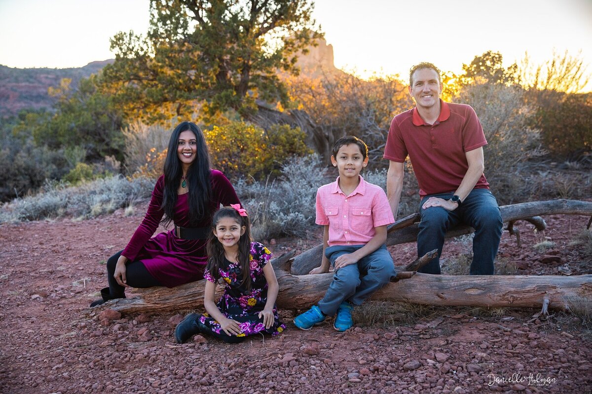 Family_Photographer_in_Sedona_AZ_Danielle_Holman_Photography_Little Horse Trail_0006