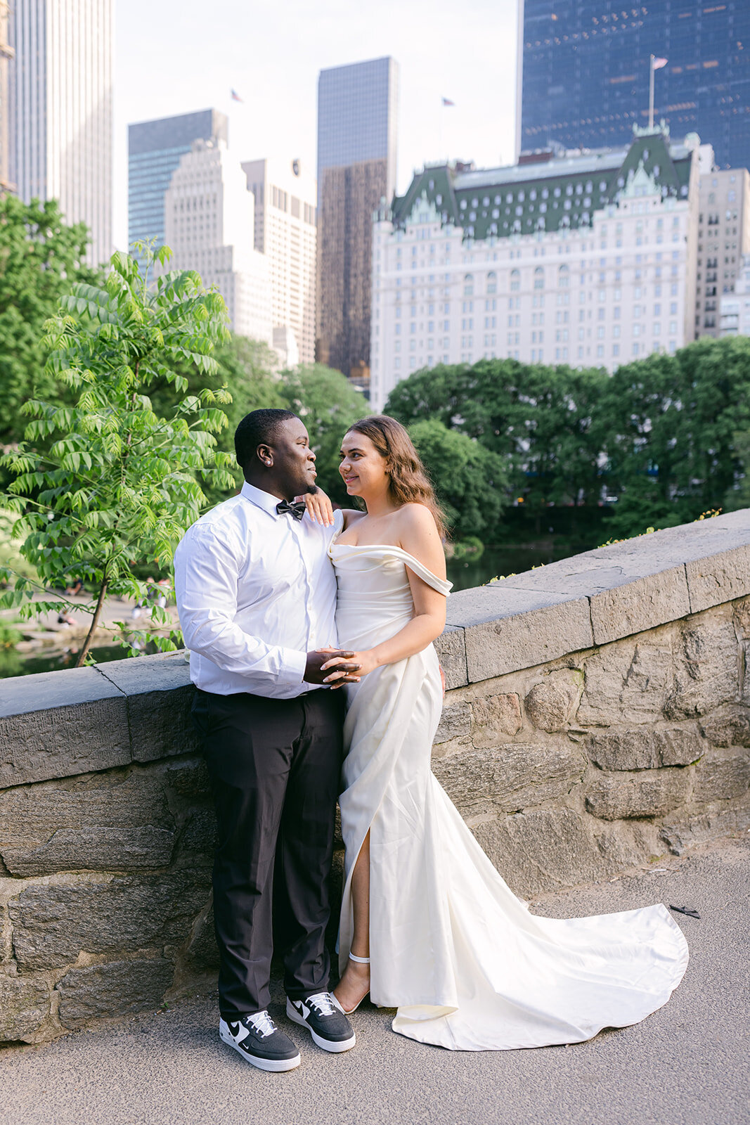 Central-Park-Elopement-New-York-Cinematic-Intimate-Wedding-Larisa-Shorina-Photography-Le-Prive-Collective-22