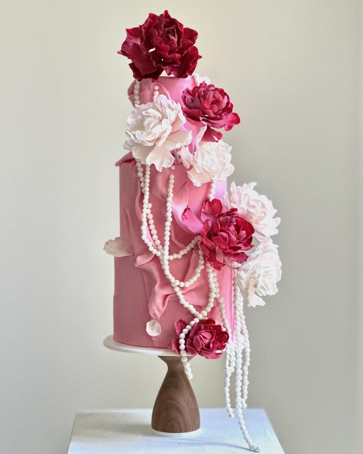 sugar flower wedding cake