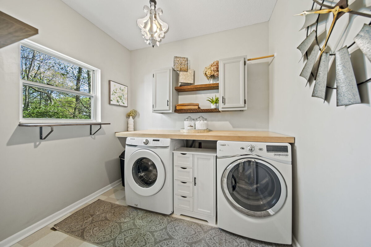 50-web-or-mls-A7404689