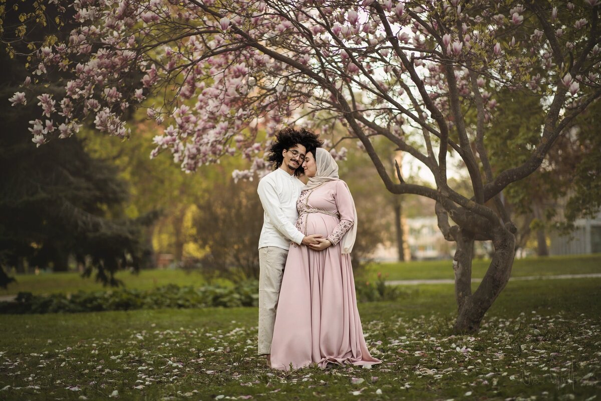 gravidfotografering-var-rosa-blommig
