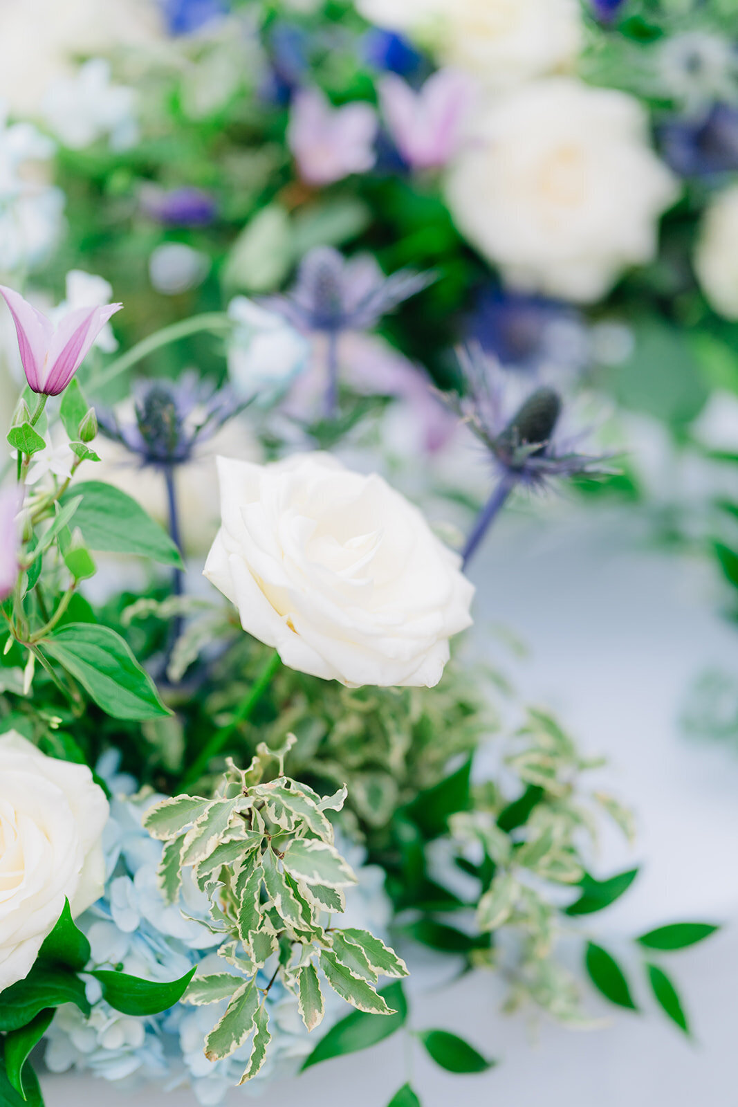 MorganeBallPhotography-Wedding-ZoeEdward-11-ChateauChamplatreux-Dinner-18-0052