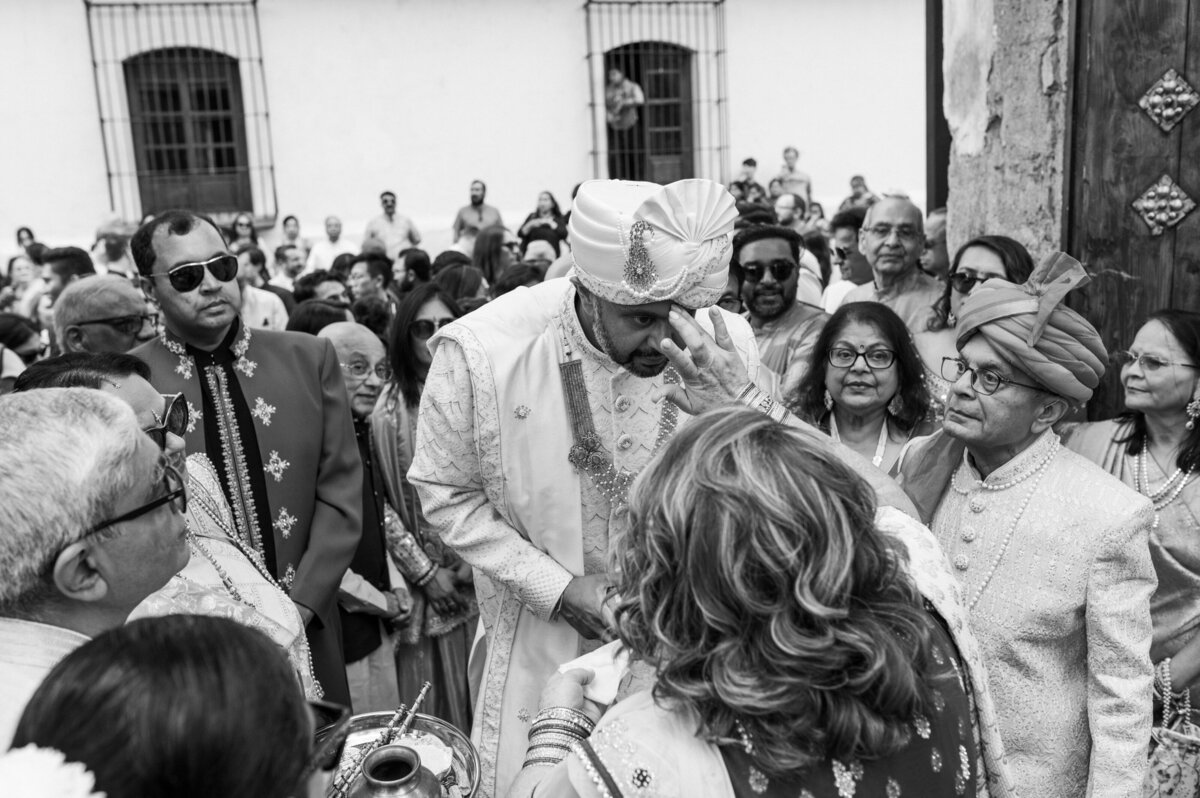 515-Villa-Bokeh-Antigua-Guatemala-Kemberly-Ankeet-Wedding-49