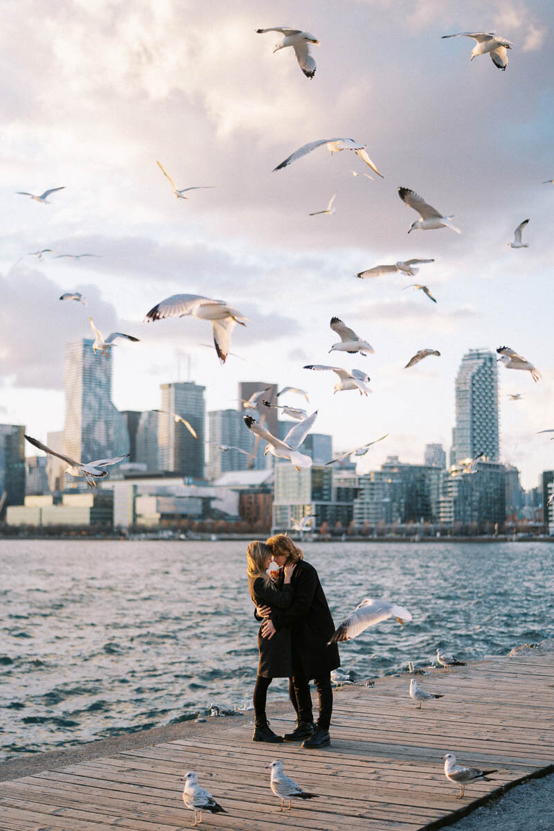 Engagement 1200px-1135