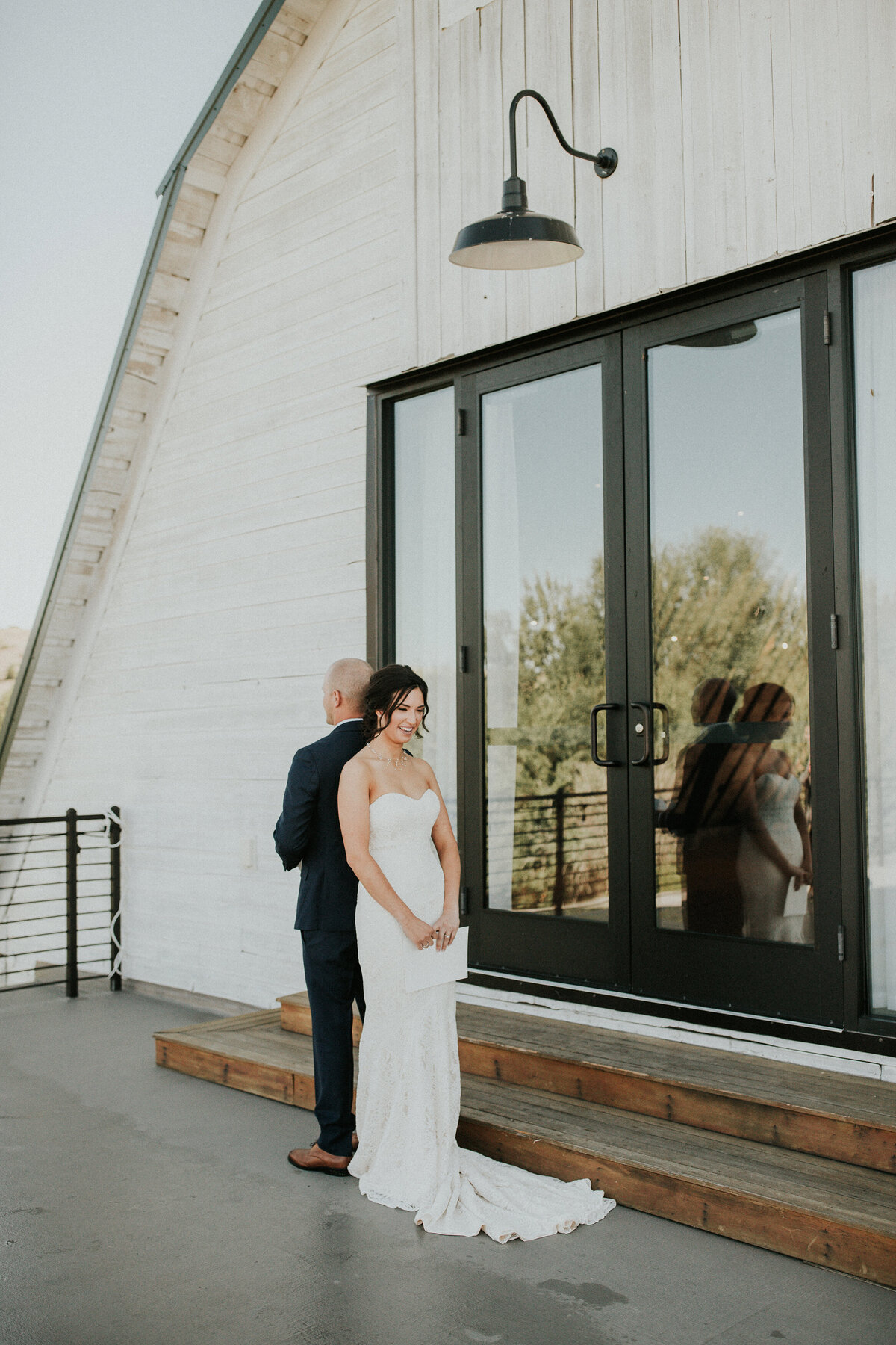 outdoor-barn-wedding-photography-montana-8