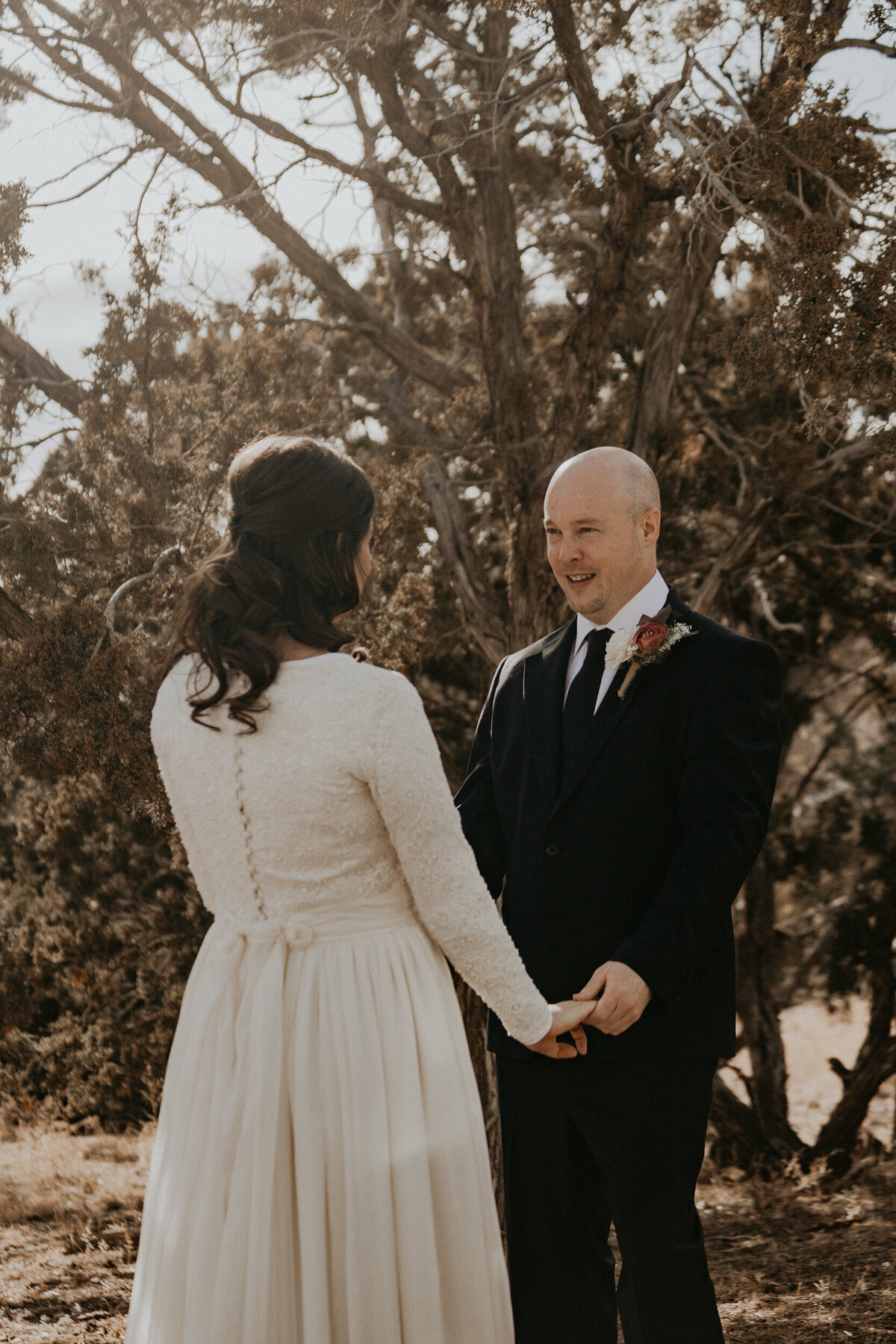 air-bnb-intimate-wedding-santa-fe-new-mexico-10