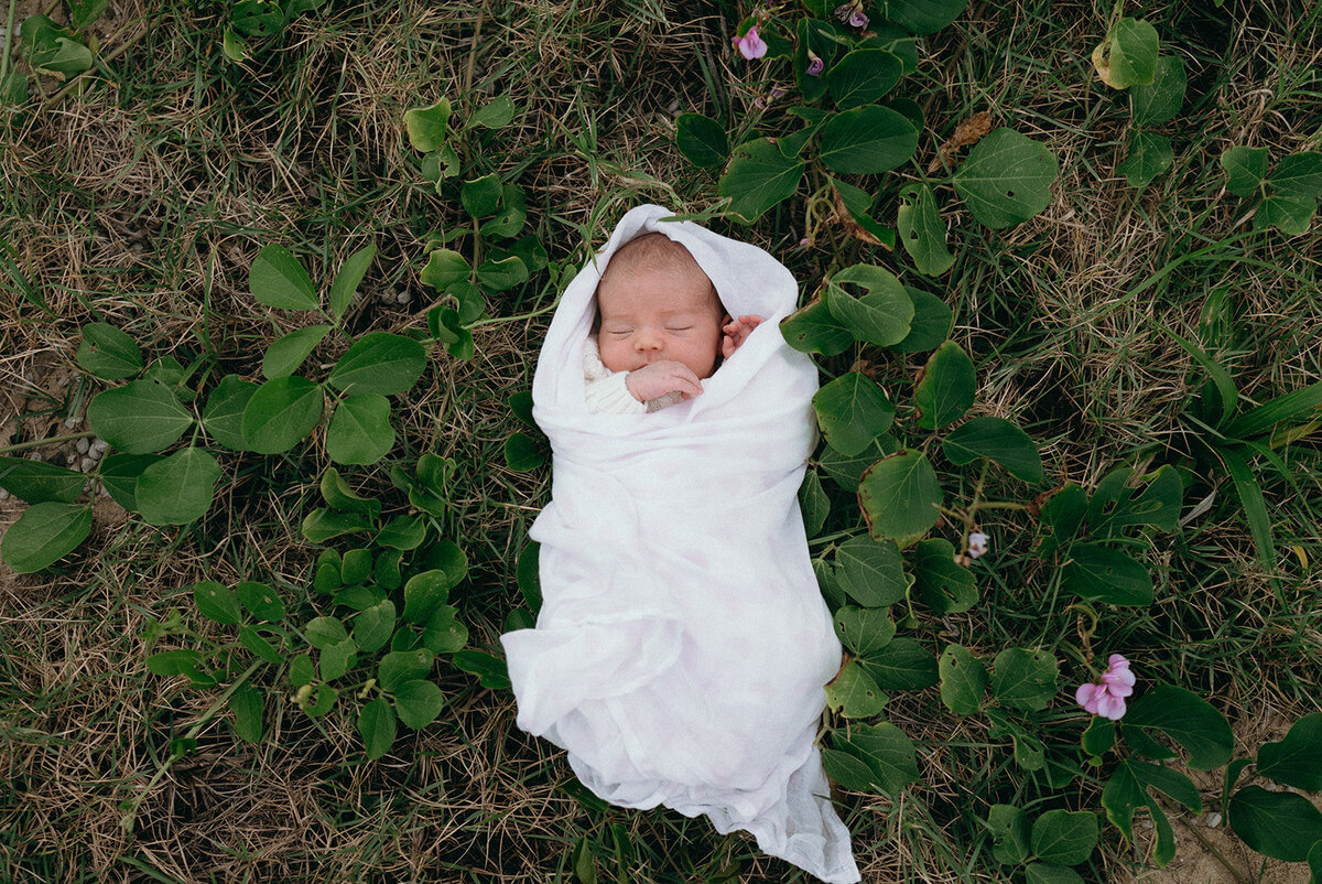Tara + Cal - Lola Newborn Session Point Cartwright-70_websize