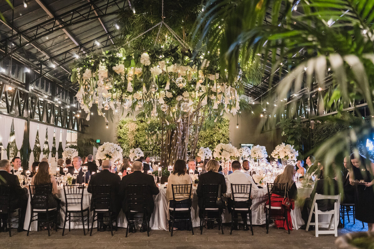 A MODERN ROMANTIC CLASSIC BLACK TIE PLANTERRA CONSERVATORY LUXURY WEDDING IN WEST BLOOMFIELD MICHIGAN BY KARI DAWSON135