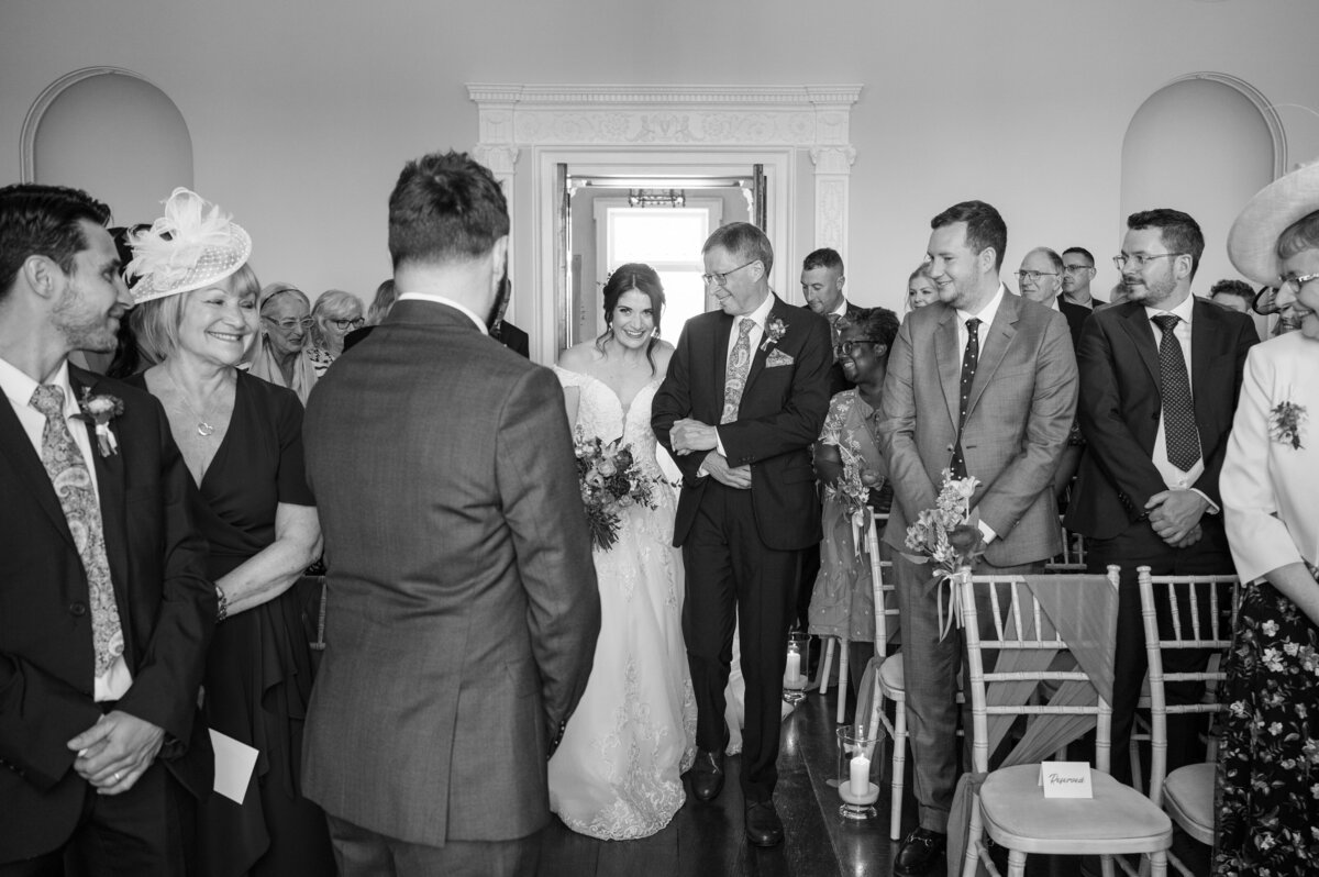 Kelmarsh-Hall-wedding-photos-1027