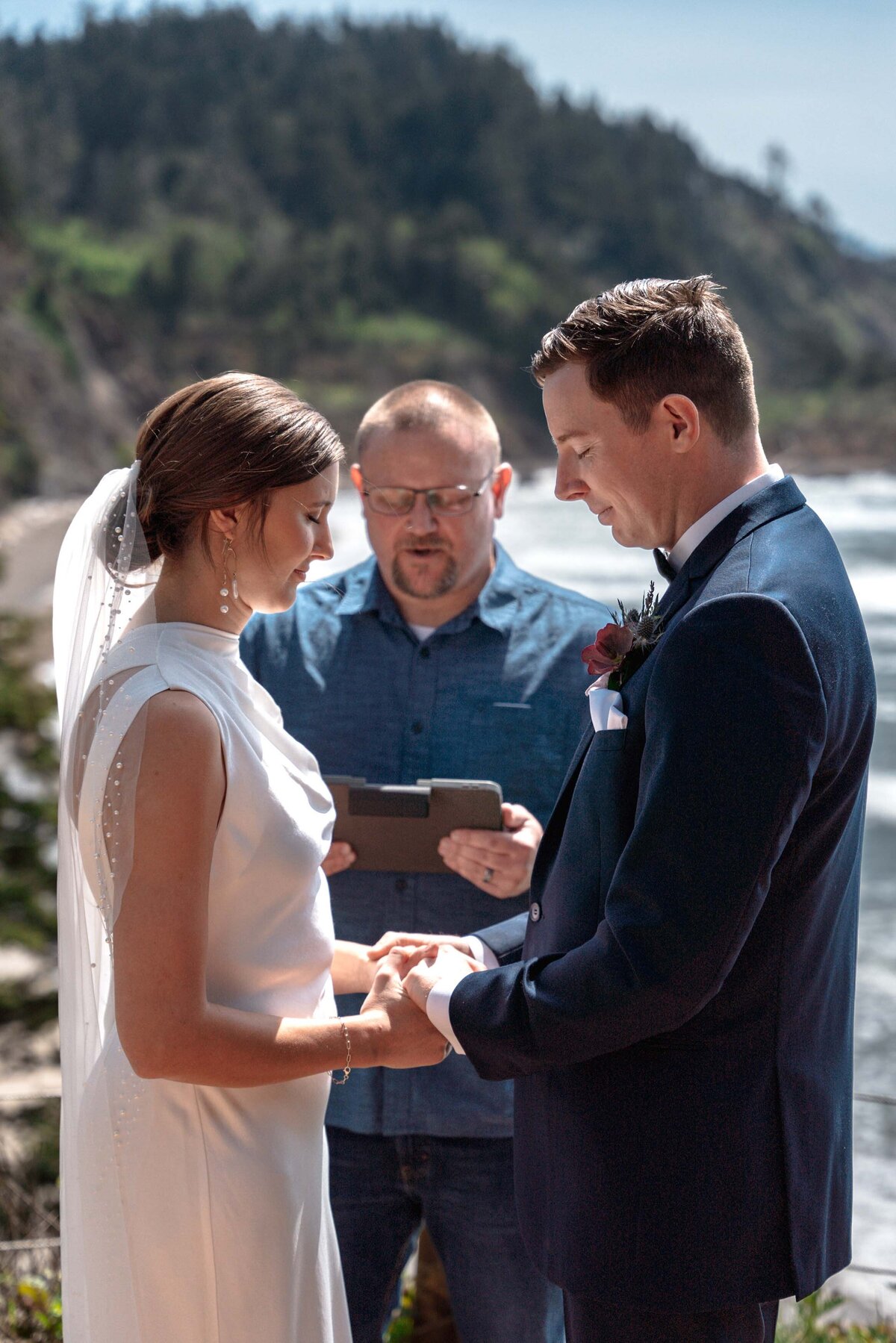 ecola-state-park-elopement-ceremony-oregon-coast-84