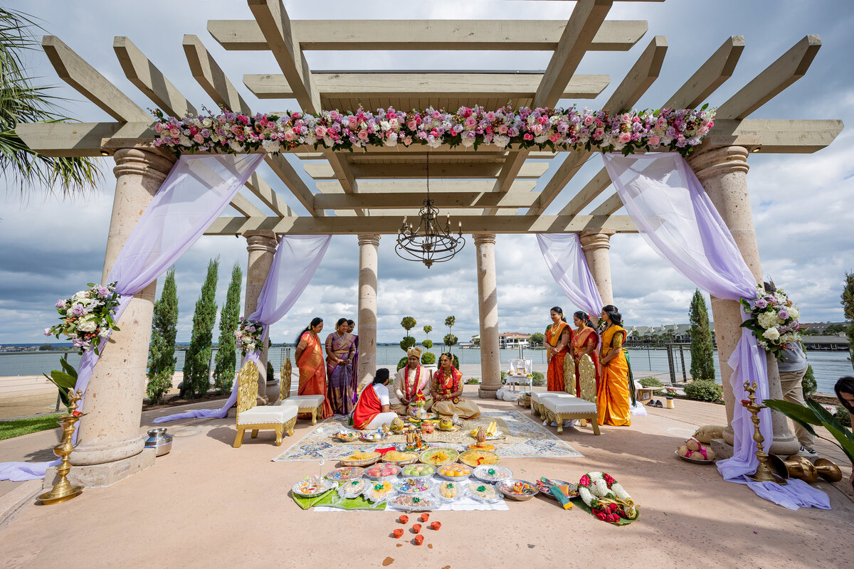 We specialize in South Asian & Indian Wedding Photography.