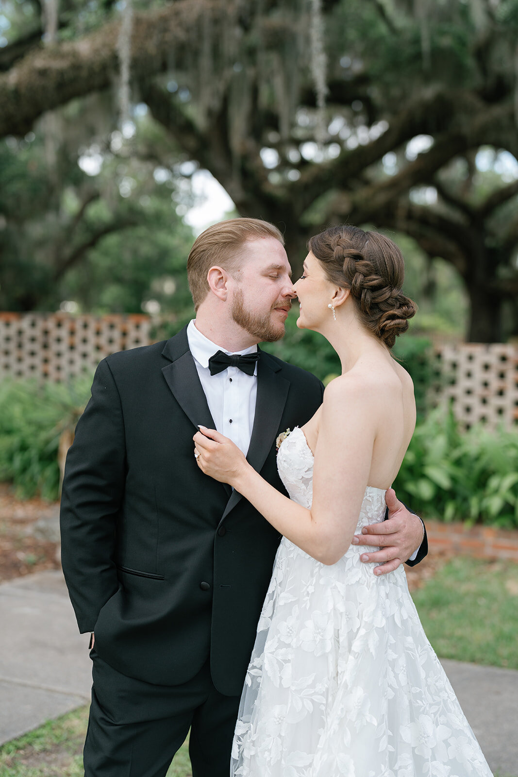 Crystal Gwenshon Photography Best Wedding Engagement Portrait Photographer Charleston, South Carolina Creek Club-18