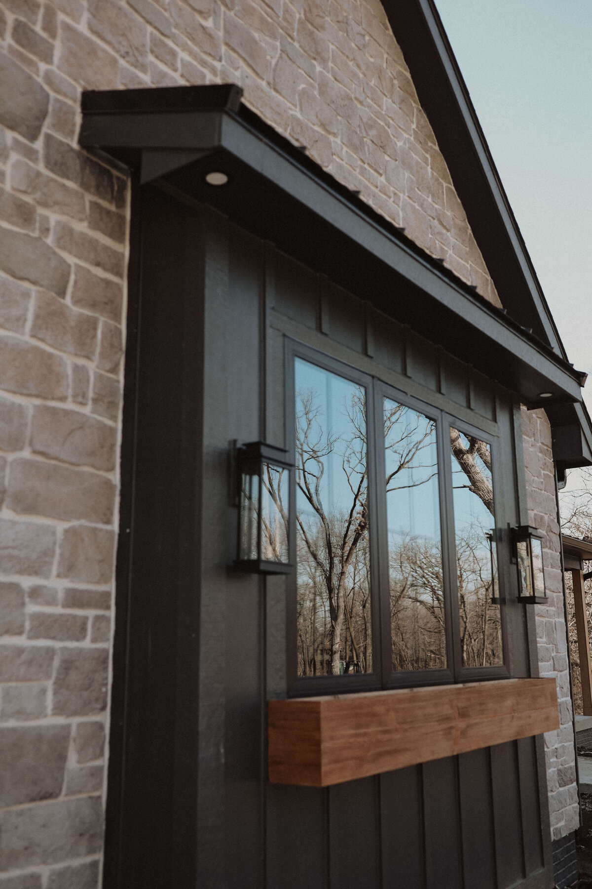 9632-Exterior-Polk-City-Central-Iowa-Custom-Home-JRL-Builders-3F1A8313
