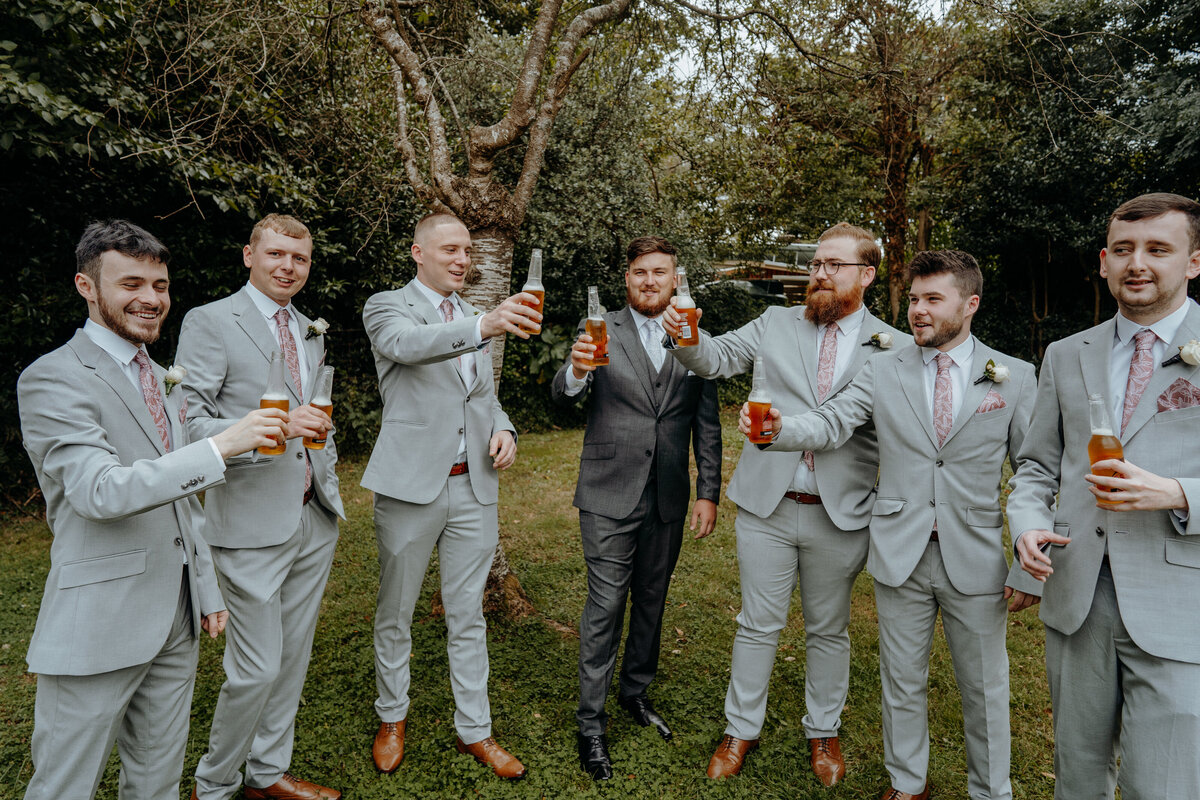 Marybrooke Manor wedding photos by Jake Grinde