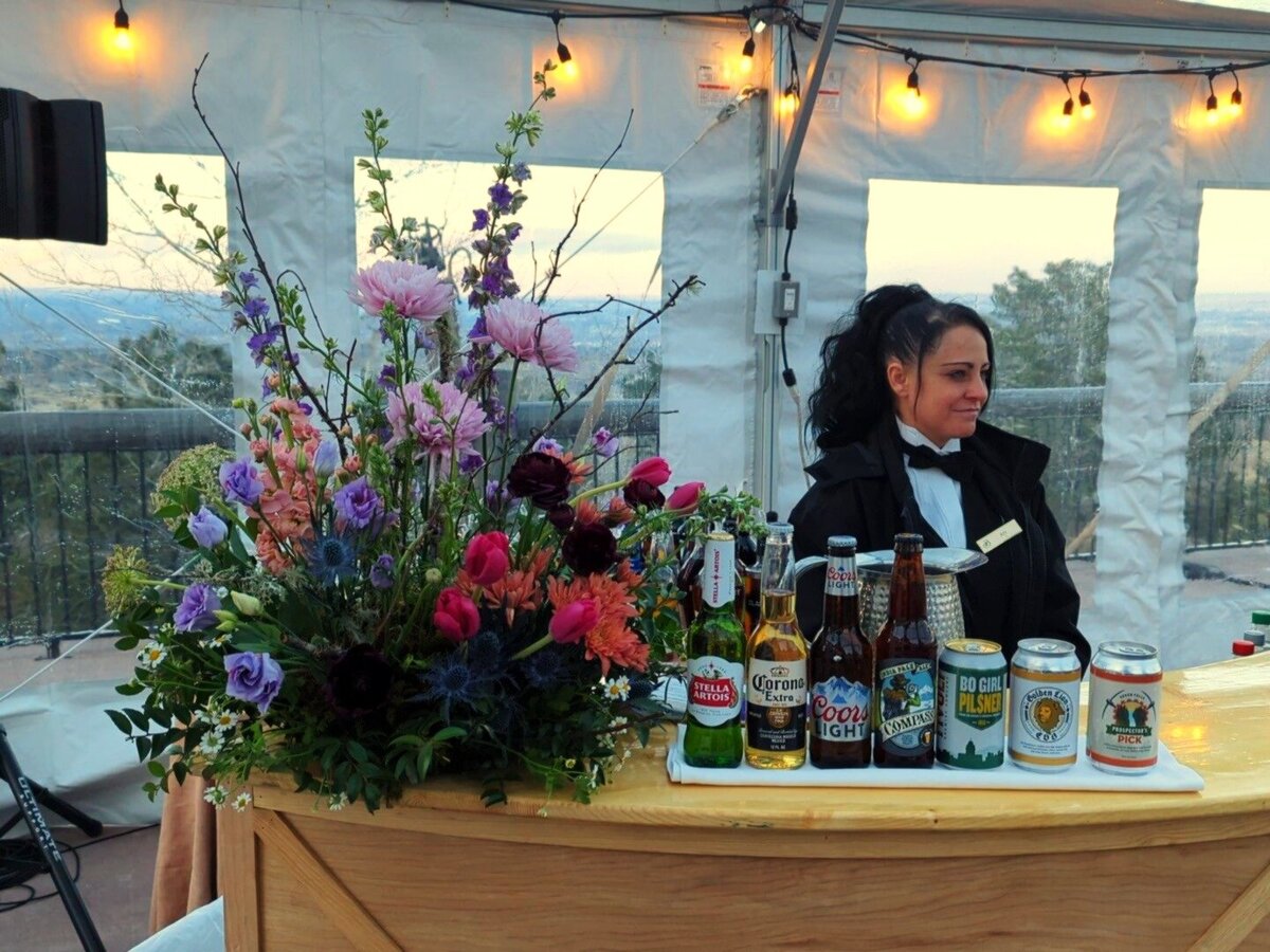 broadmoor corporate event bar arrangement