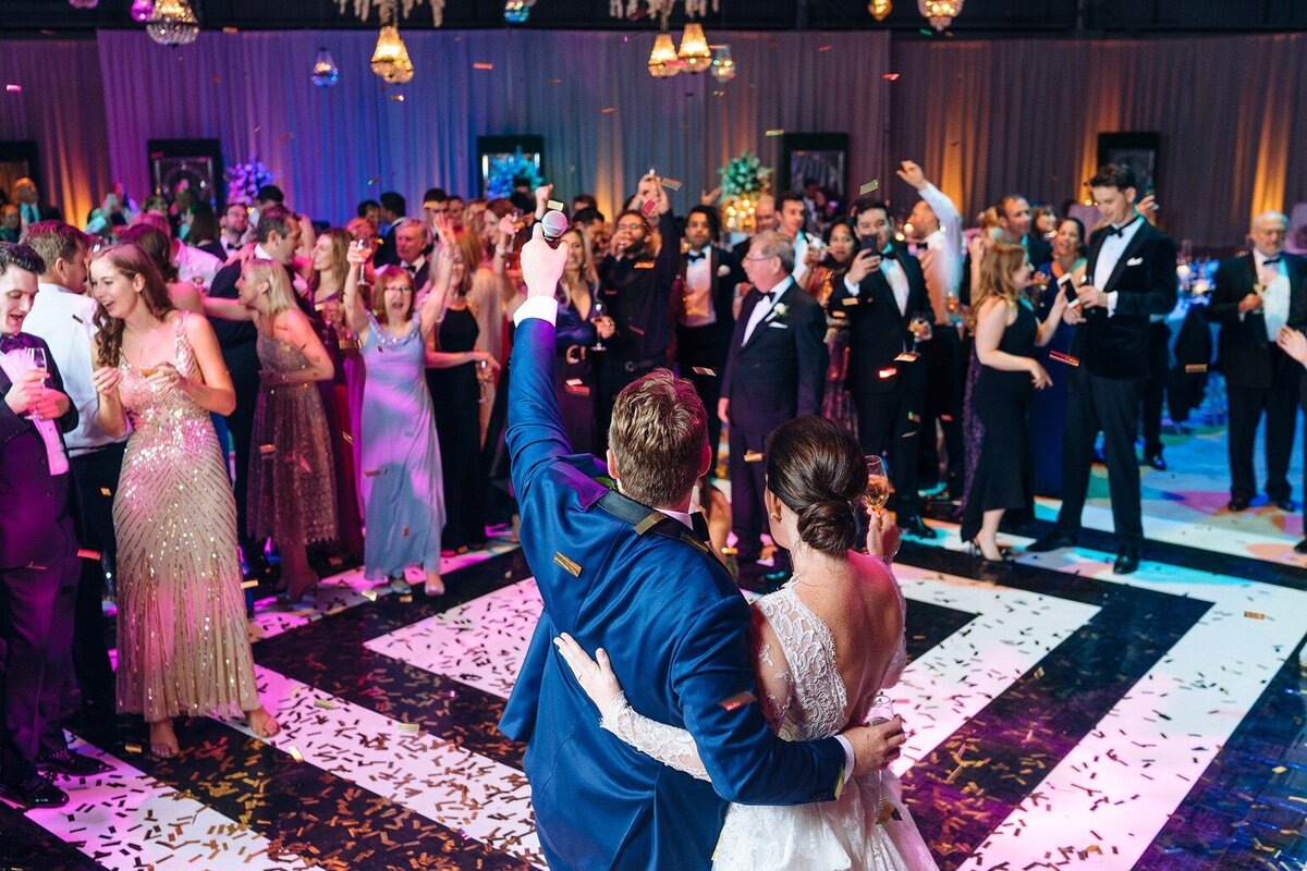 Airplane Hangar-Bermuda-Wedding-Dasfete-41
