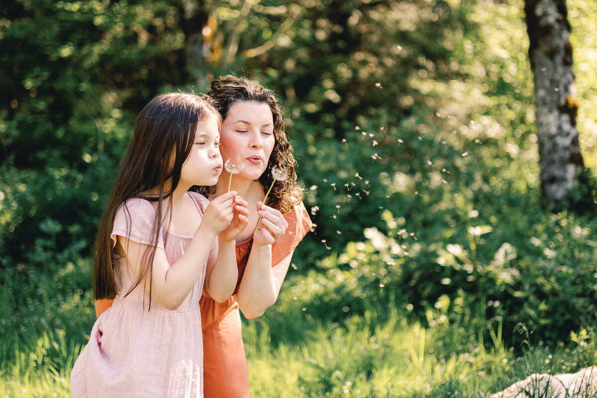 Outdoor Family Session Making memories you can touch – Katie Choe Photography