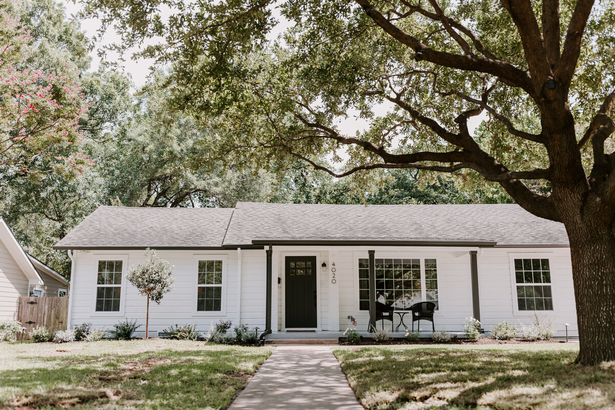 Exterior of this three-bedroom, two-bathroom farmhouse in Castle Heights, just a few miles from Magnolia, Baylor, and the McLane Stadium in downtown Waco, TX.