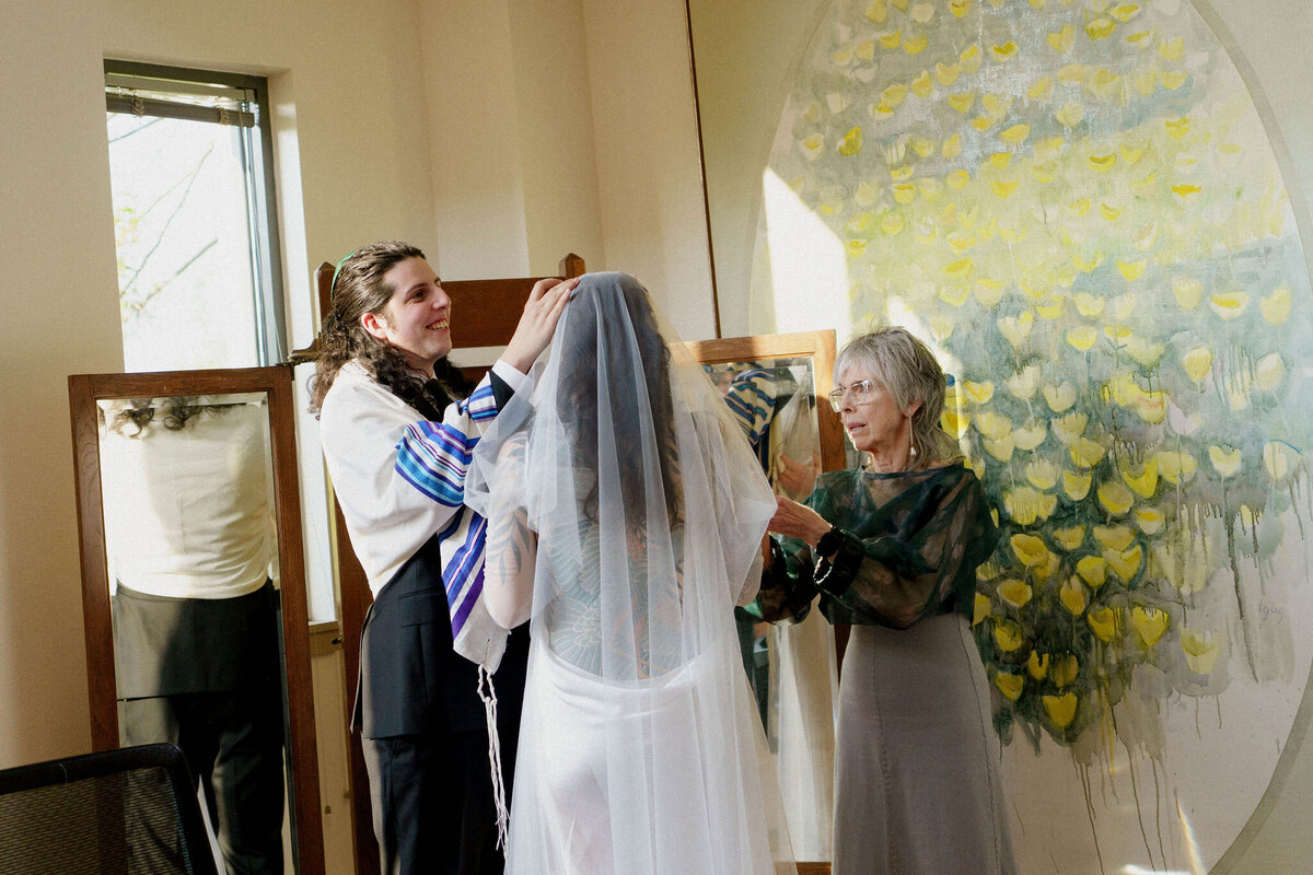 Esme&JacobWeddingPhotos_Previews_AustinWeddingPhotographer_HereafterFilms-24