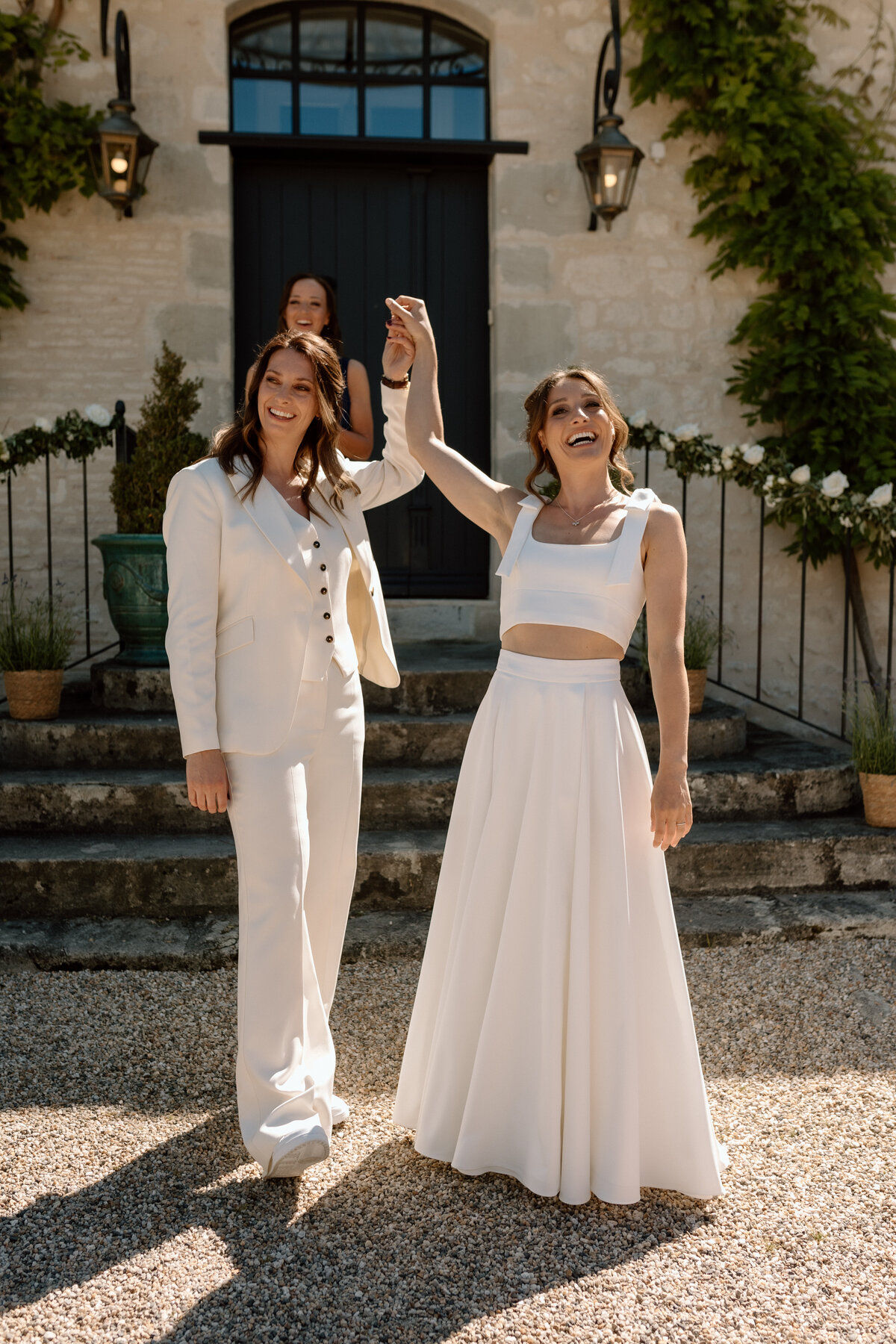 Kate&Kate_chateaudestpaul_francewedding_lauradeanphotography_dorsetweddingphotographer-32