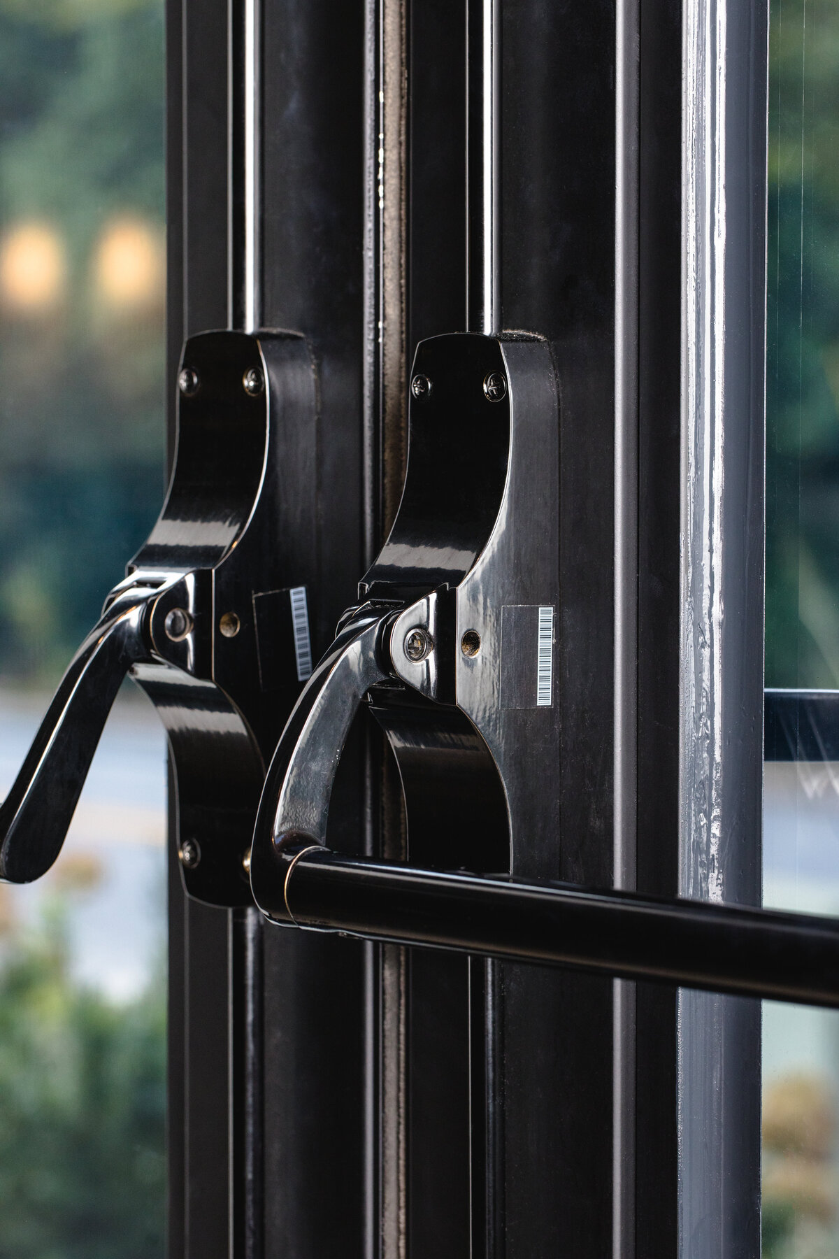 Pushbar Close Up