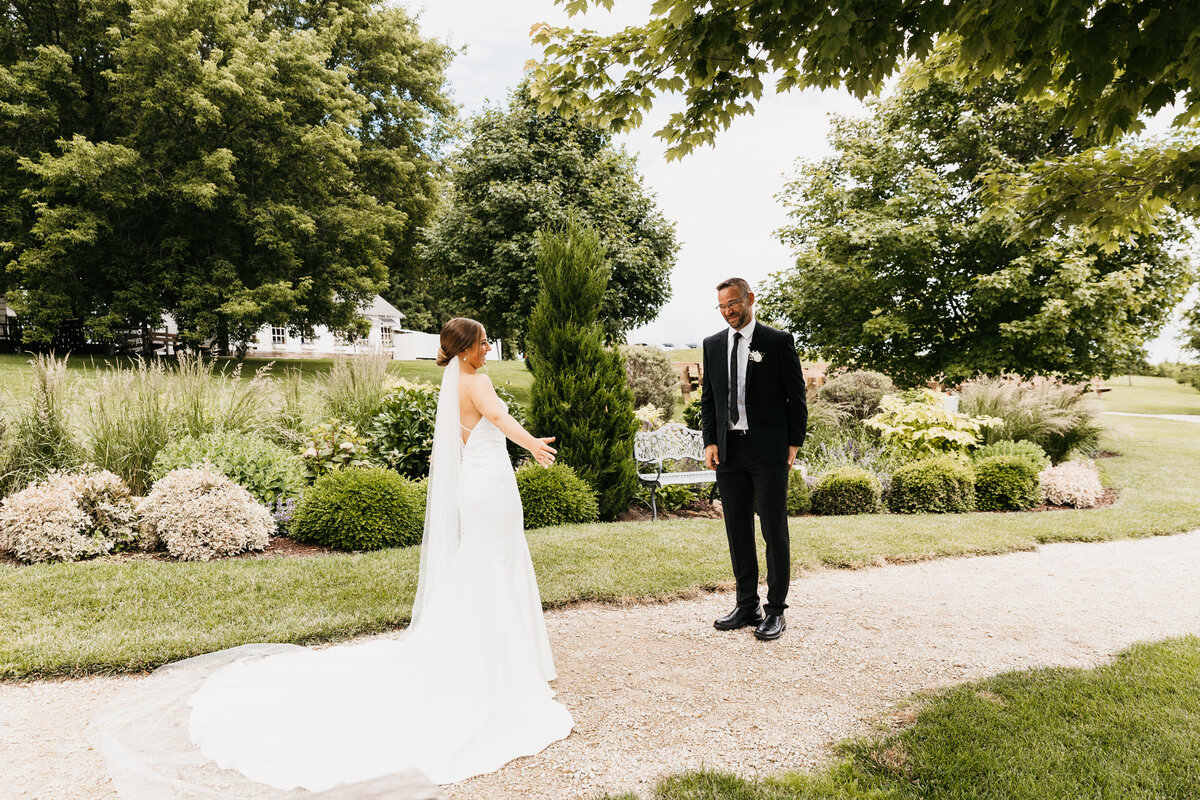 Aaron + Tessa_Sneak Gallery-92