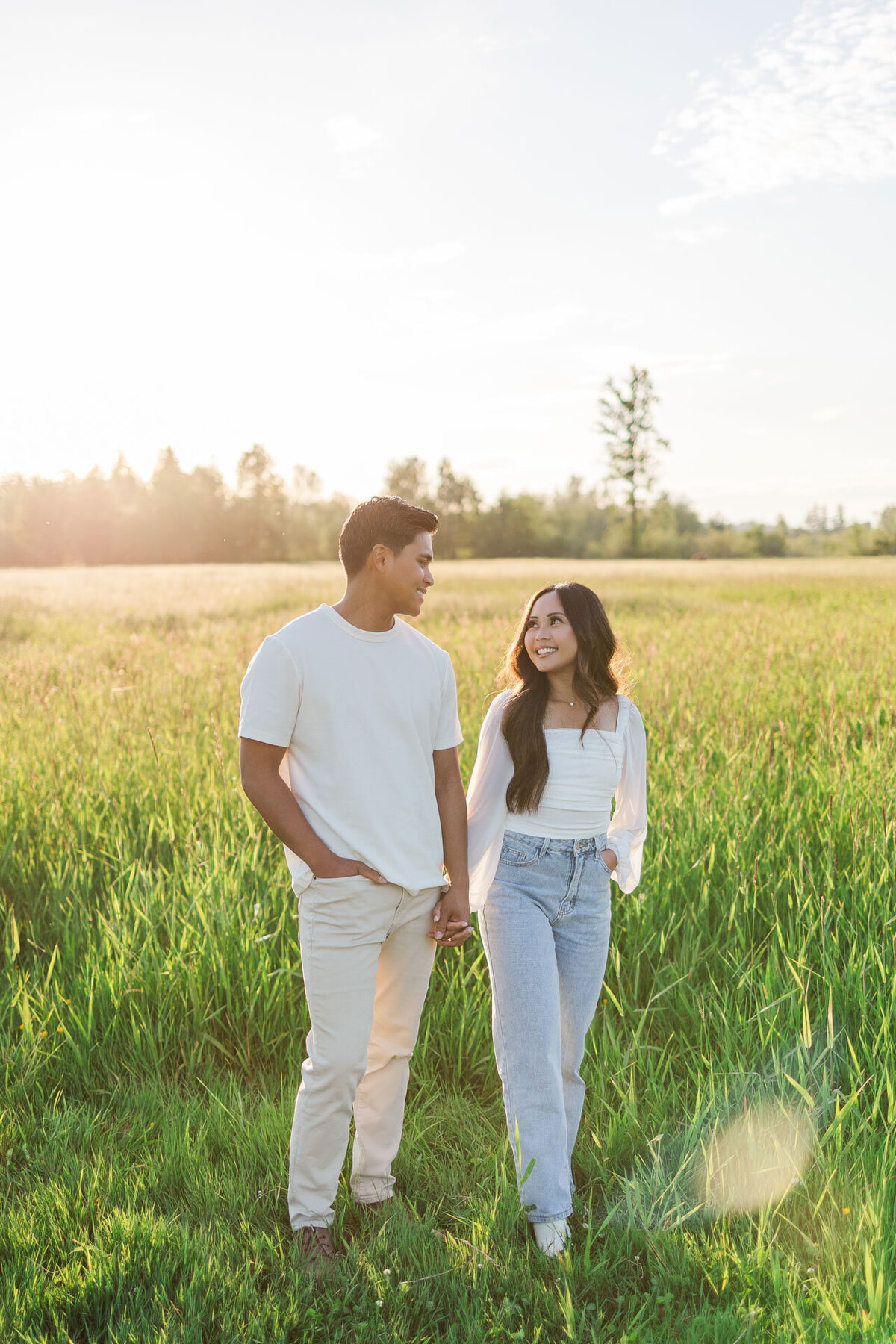 Elk-Fields-Northbend-WA-Engagement-Photo-34