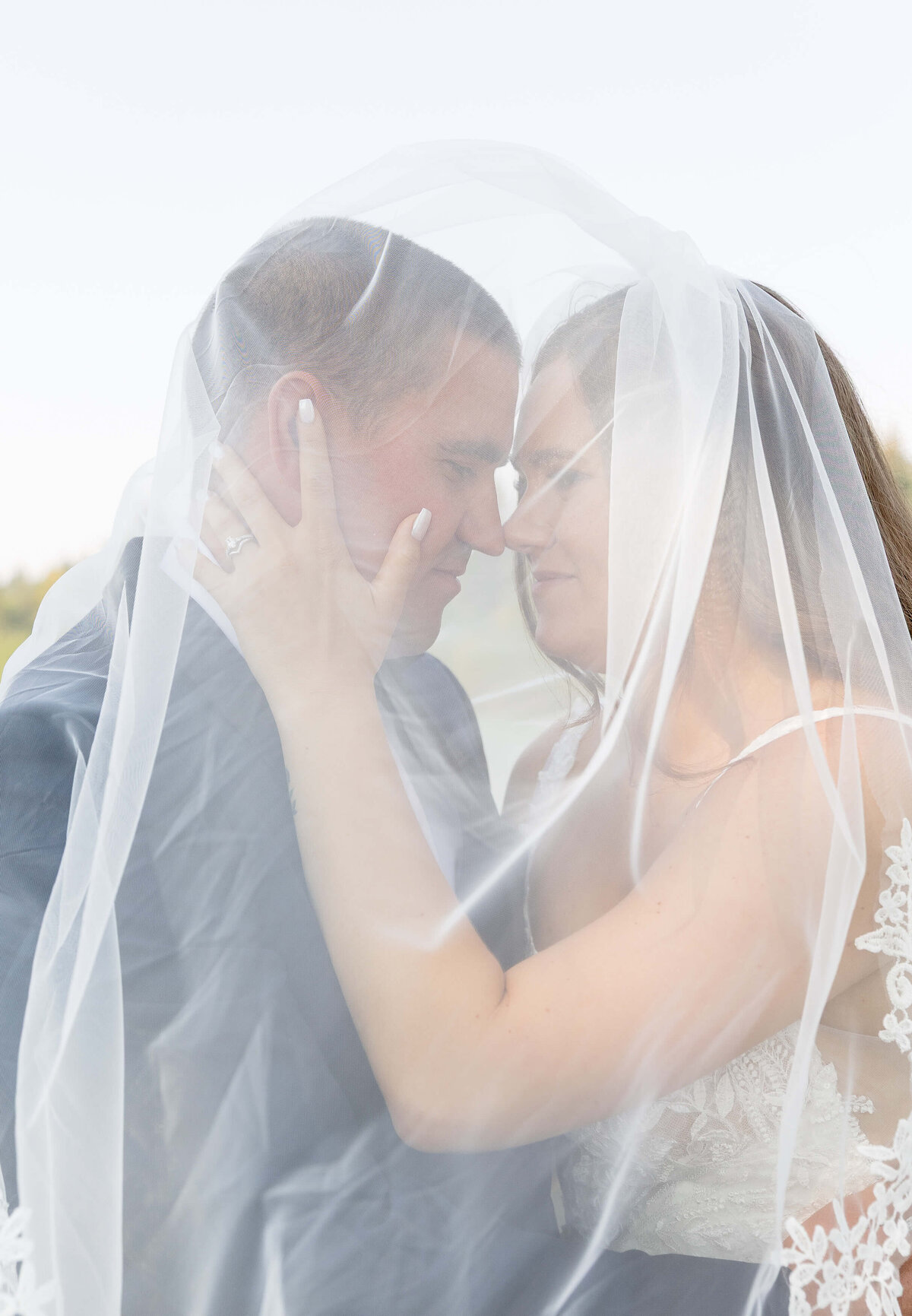 saint albert wedding couples kinsmen community lacombe lake dani alyssa photography (11)