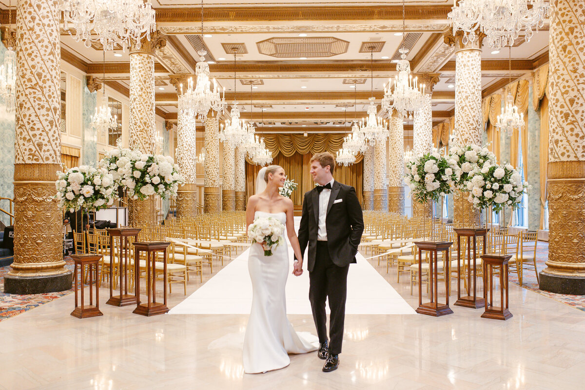 Chicago luxury editorial wedding photographer (The Drake hotel Princess Diana Suite Milton Lee Olive Park) 06-381