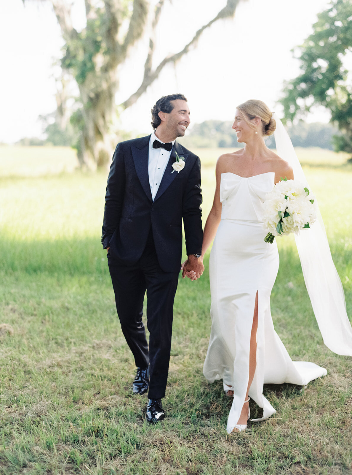 Agapae_oaks_st_helena_beaufort_destination_Wedding_Kailee_DiMeglio_Photography-101