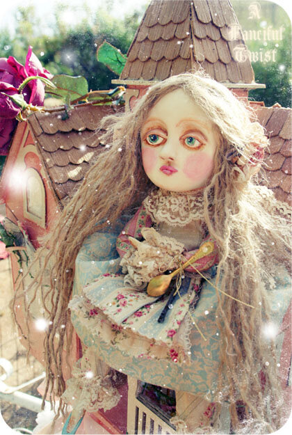 alice-in-wonderland-large-scale-doll