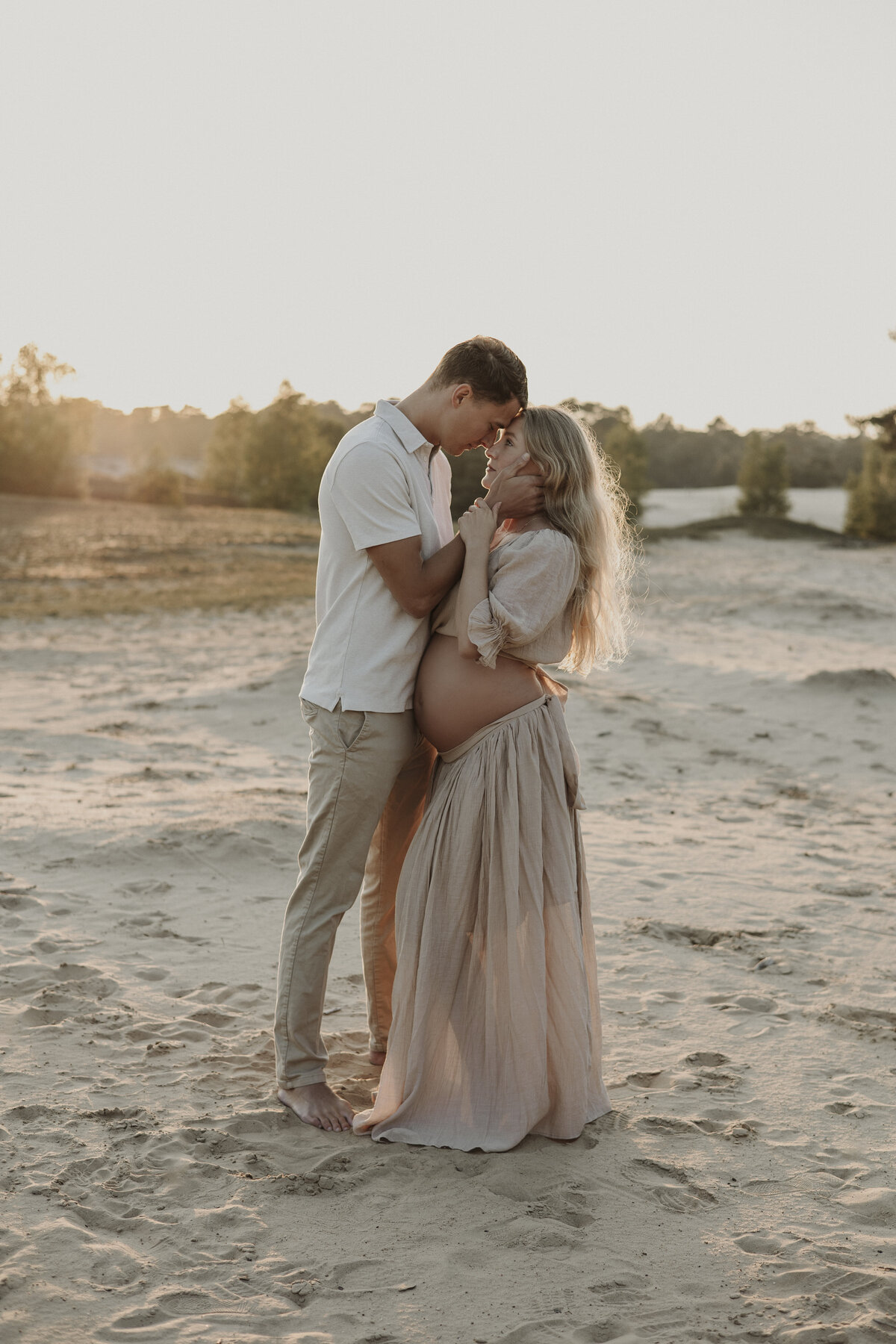 Zwangerschapsshoot golden hour